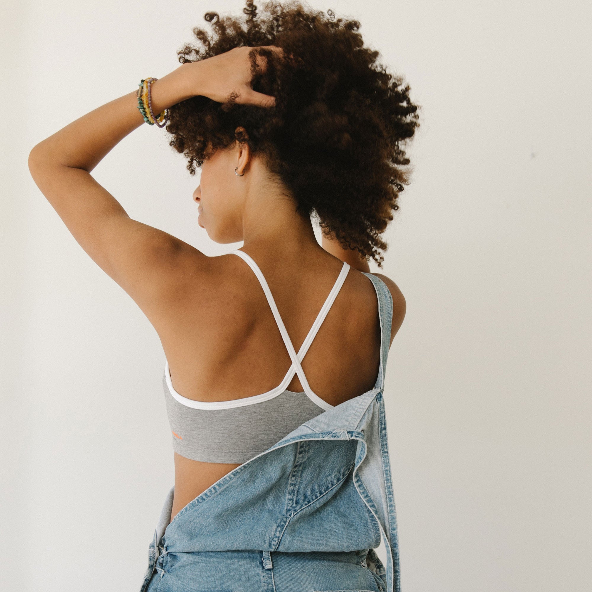 White + Heather Grey Crossed straps OOMBRA